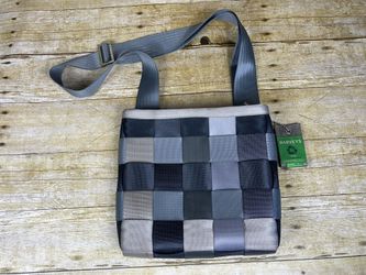 Harvey's Seatbelt Multicolor Adjustable Crossbody Messenger Bag Tote Treecycle