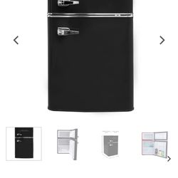 Magic Chef HMCR320BE Retro 3.2 Cu. Ft. 2 door Mini Fridge in Black
