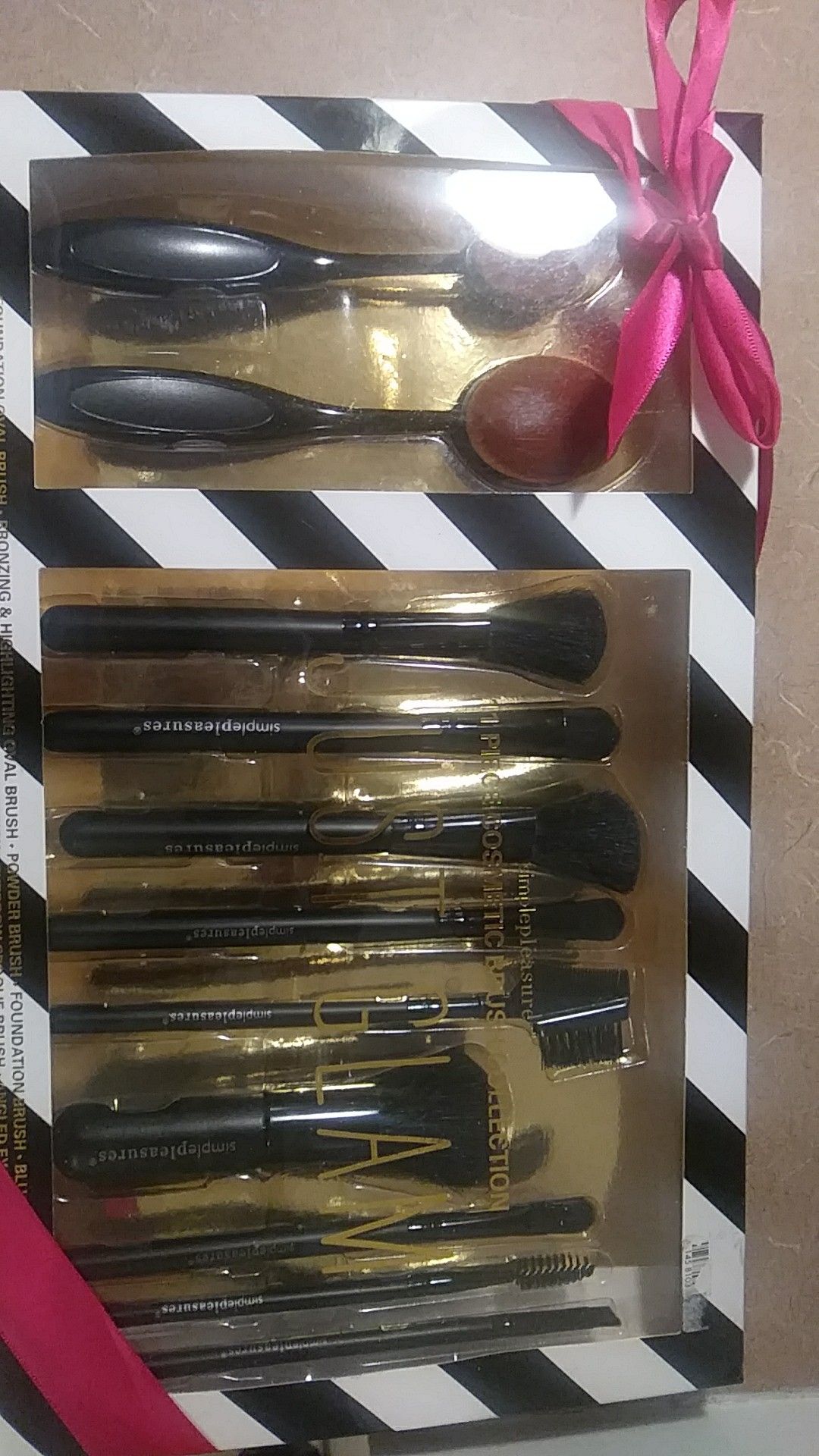 11 Piece Cosmetic Makeup Brush Collection