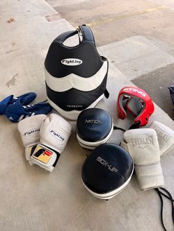Mixed Boxing Gear Bundle – Fighting, Everlast, Sting