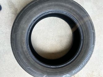 Used tire (Bridgestone 205/65R16)