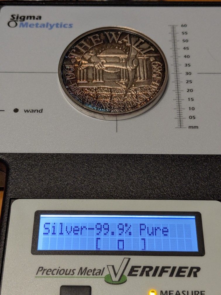 Silver .999 The Berlin Wall 3 ozs. Franklin Mint