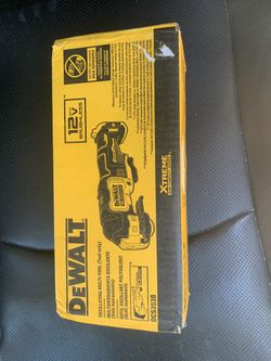 Dewalt Multi Tool New In Box 12 Volt