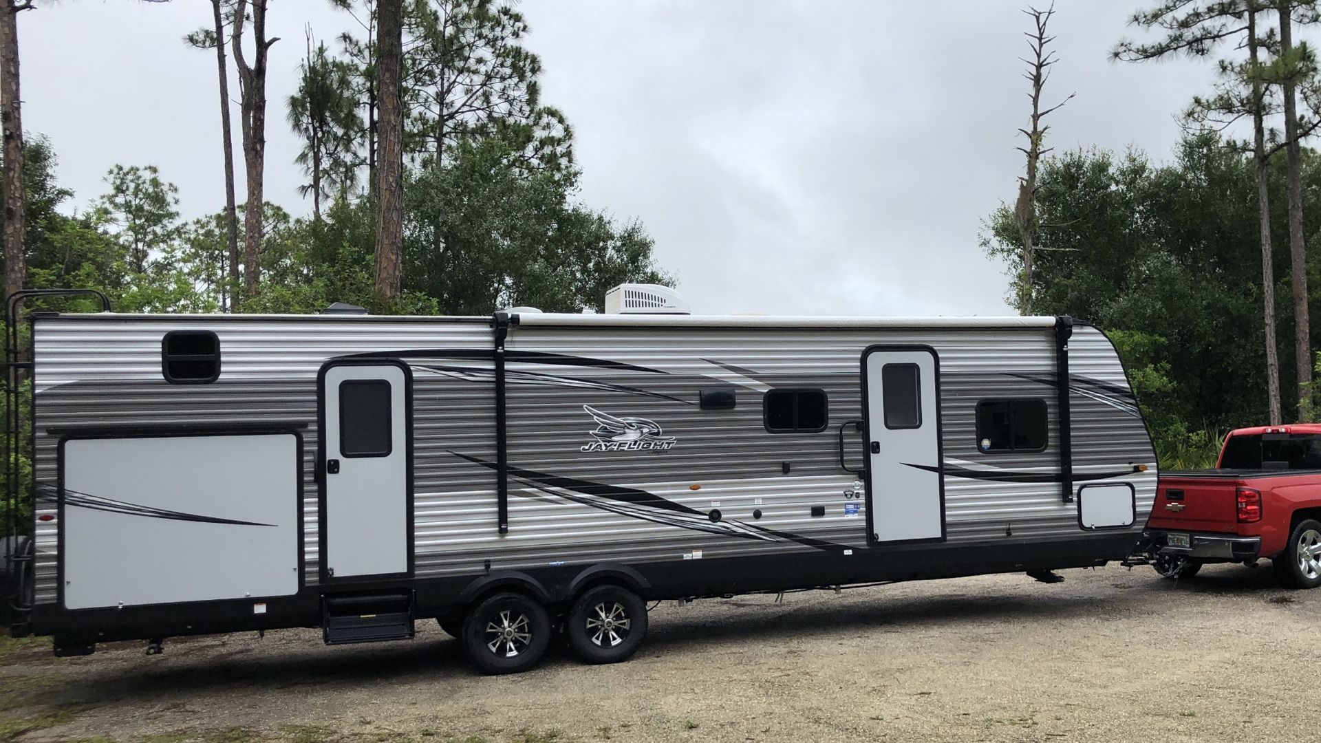 2021 Jayco  JayFlight 32BHDS Travel Trailer