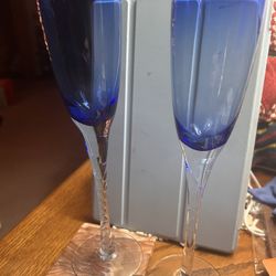Blue Champagne Flutes Libby Glasses.Set of 4 w/clear stem