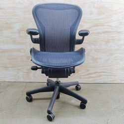 Authentic Authentic Herman Miller Aeron Office Chair Cobalt Mesh - Read Description 