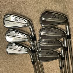 Titleist T200 Iron Set 4-PW Stiff