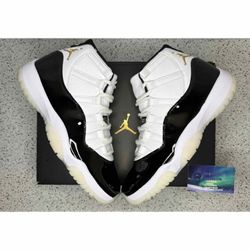 Jordan 11 Gratitude 7.5 Men