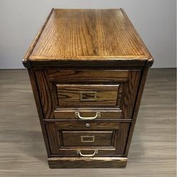 Vintage Traditional 2-Drawer Oak File Cabinet with key - Solid Wood Style