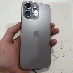 Apple iPhone 15 Pro Max Natural Titanium 256GB Xfinity Locked