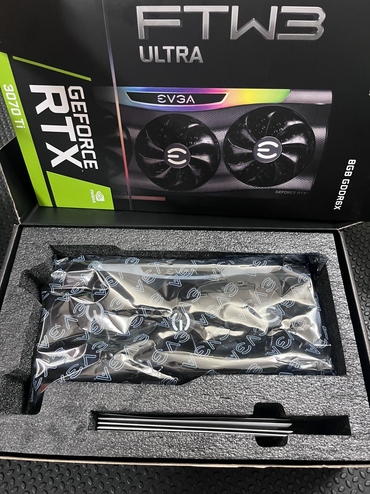 New GeForce RTX 3070 Ti FTW3 Ultra Gaming,