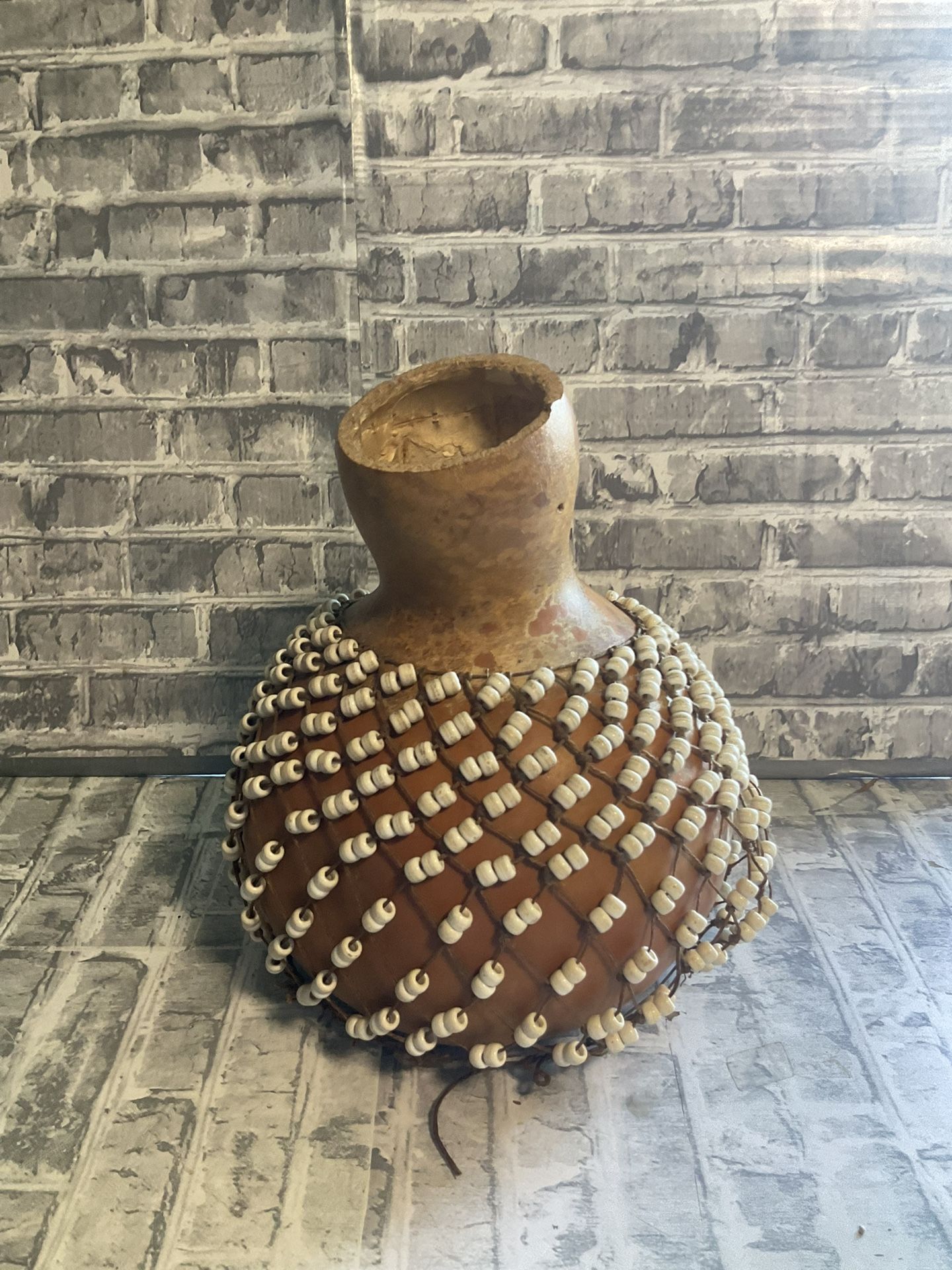 White Beaded Gourd Shekere Instrument, Latin Agbe Instrument, Rhythm Instrument