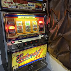 Continental II Slot Machine 