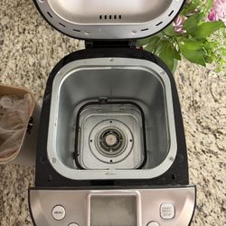 Smart Bread Maker PriceDrop For Quick Sale