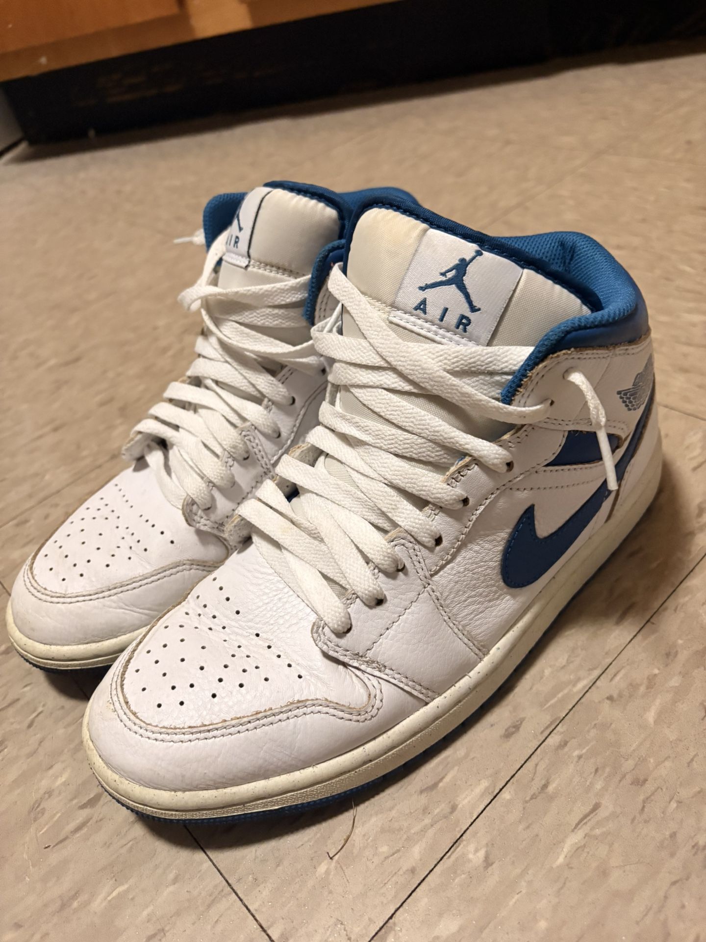 Air Jordan 1 Mid “Armory Navy