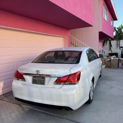 Toyota Avalon 2012 Limited 