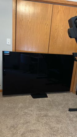Broken Samsung 75 inch TV
