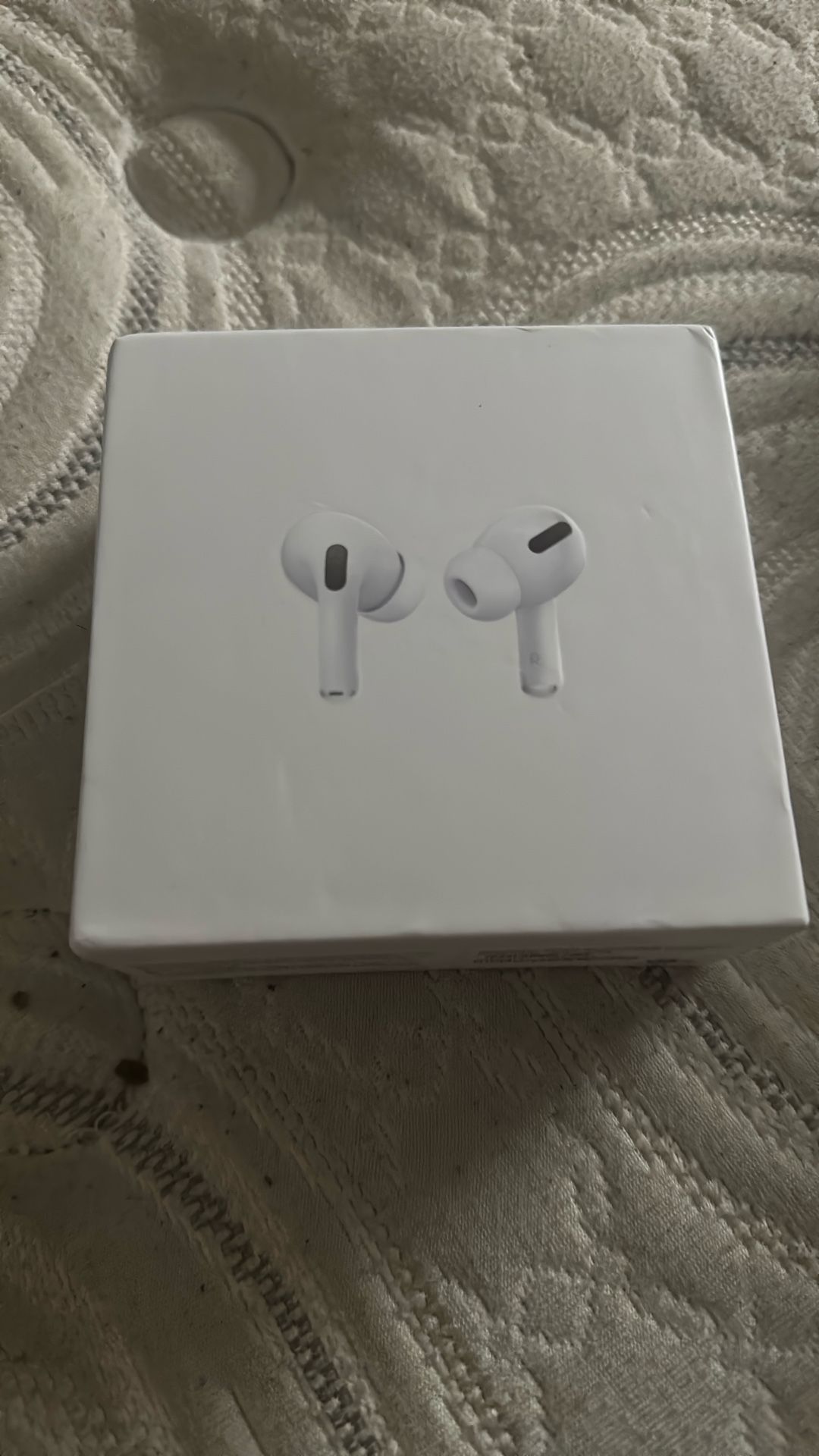AirPods Pro Pick UPS Only