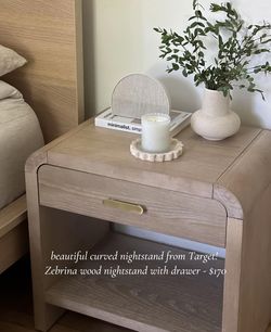 Set of Two Oak Effect and Brushed Gold Nightstands Boho Minimalist Chic