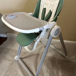 Brand High chair Nueva En Rialto 