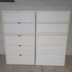 Lateral Heavy Duty Almost New. File Cabinets.  Ò