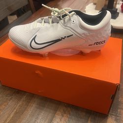 Girls softball Cleats