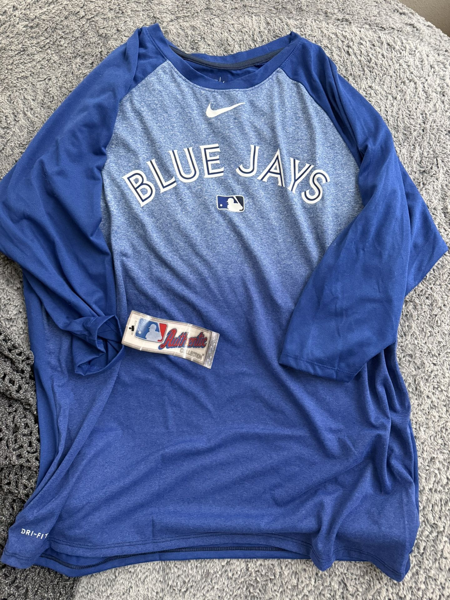 Mens XL Blue jays Shirt