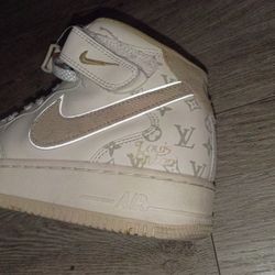 AUTHENTIC   LV NIKE AF1 HIGHTOP sz 10.5