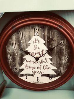 Musical holiday clock