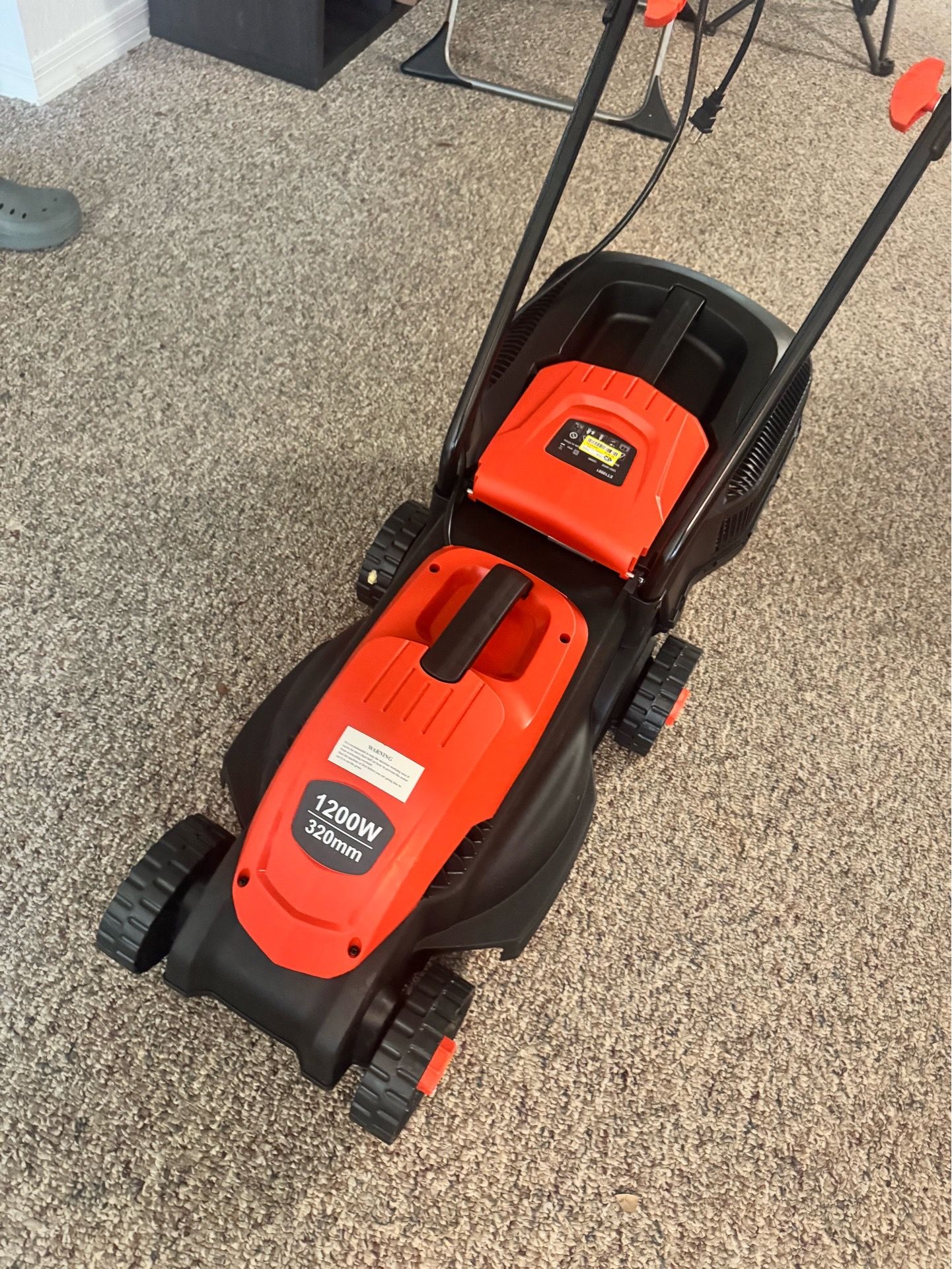 NEW electric lawn mower