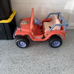 Bluey Power Wheel Car