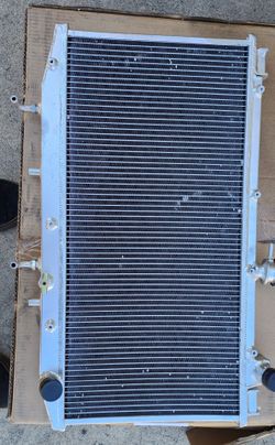 Brand new aluminum radiator