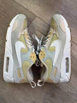 Women's Air Max 90 Futura