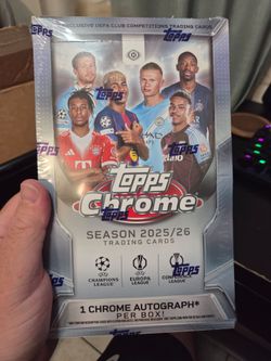 Topps Chrome - UEFA Club Competition Soccer Hobby Box
