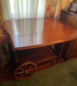 Vintage Wood Colonial Style Rolling Bar Tea Cart Server