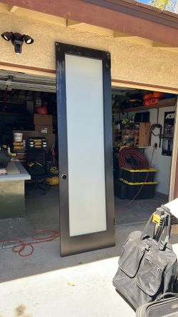 2’4 X 8’0 RB Frosted Pantry Door