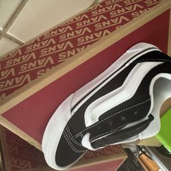New Vans 2y $50