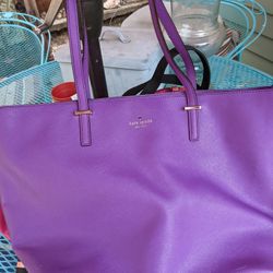 Beautiful Kate spade Hand Tote