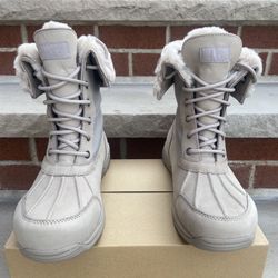 Ugg  Water Proof Boots 