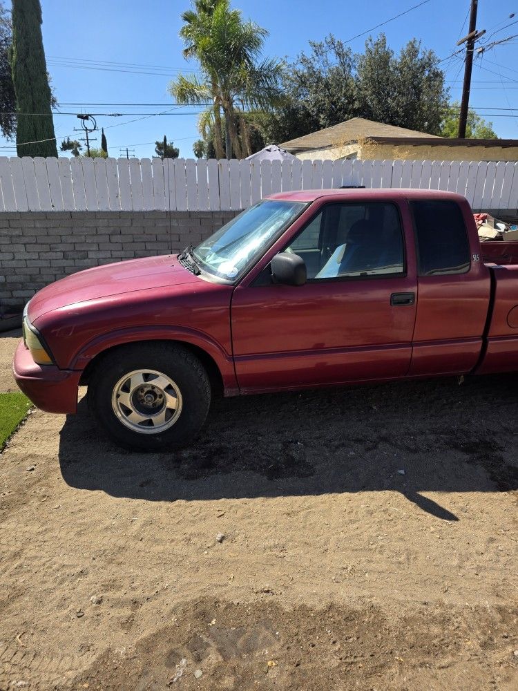 2002 GMC Sonoma