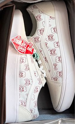 Vans Old Skool Skull Print Sneakers
