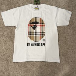 Bape X Burberry Tee-Shirt