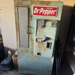 Vintage Dr Pepper Soda Machine 