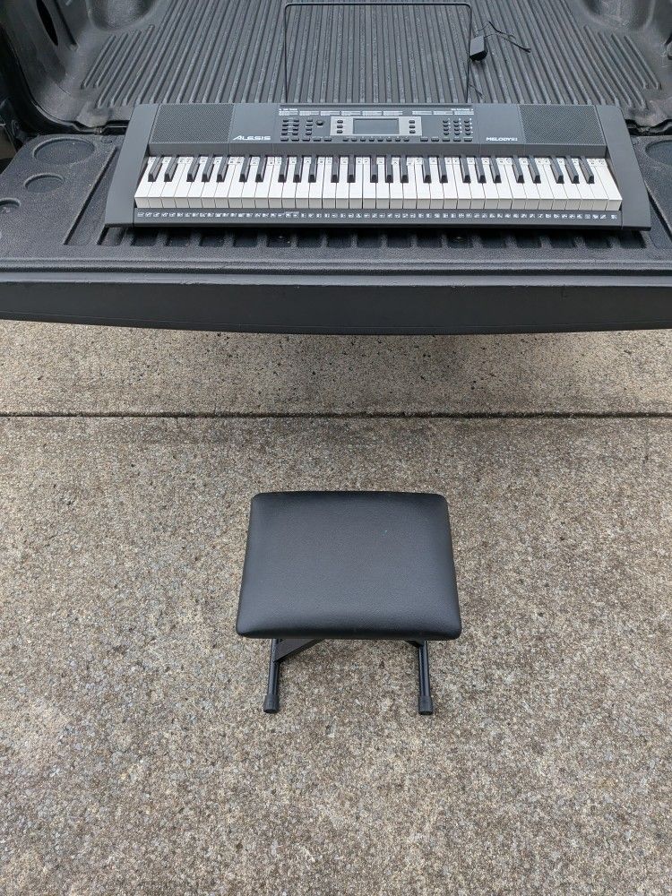 Alesis Melody 61-Key Keyboard Piano – w/ Bench & Power Supply