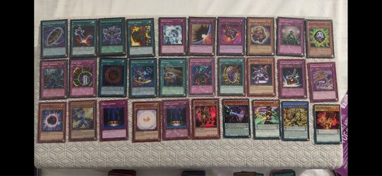 Konami Yu-Gi-Oh! TCG 490-Card Count Mixed Lot Effect/Fusion/Link Foil