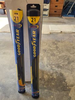 Windshield Wiper Blades (FREE)