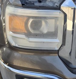 2014-19 Gmc sierra headlights Left and right