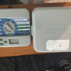 Hunter PC 300 I 16 Zone Irrigation Controller