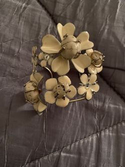 White flower cuff bracelet