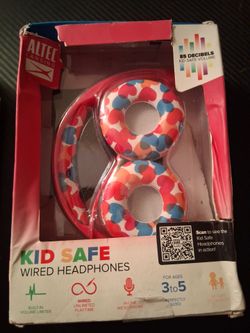 Kid safe wired headphones new